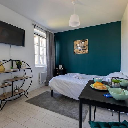 Le Bistrot 8 Cosy Et Chaleureux Gare D'Ambroise Apartment Nazelles-Negron Luaran gambar